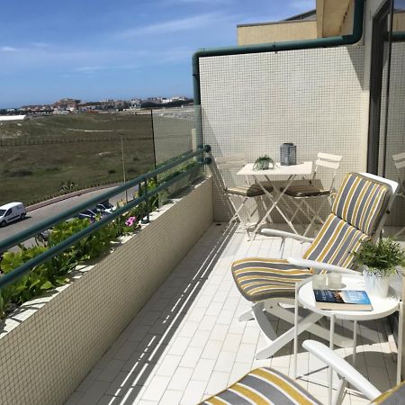 Beachfront Apartment With Sea View Azurara Exterior foto